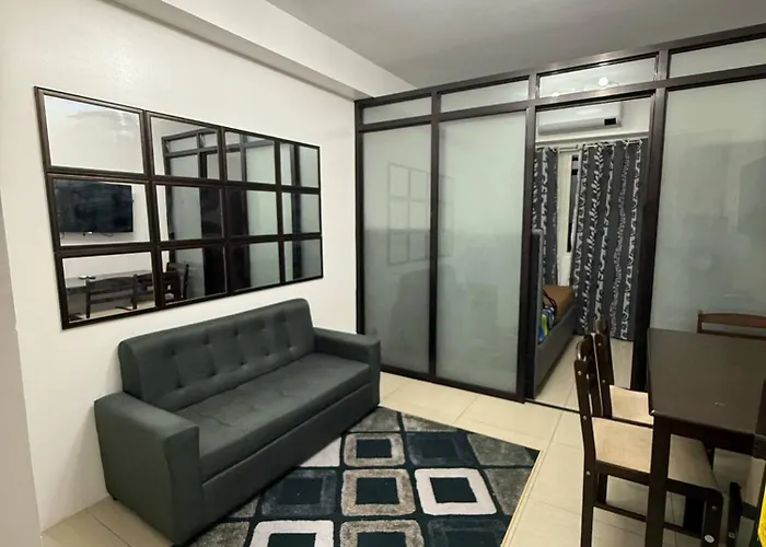 Lj&luna Staycation Apartahotel Manila